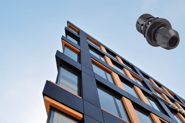 Inovativna rešitev Syntec uvodnice za fasade in okna